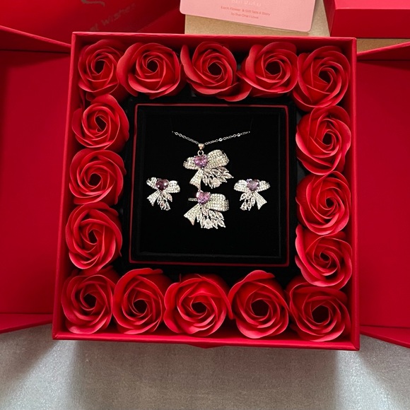 Beautiful Jewelry set with gift box for women. - Picture 4 of 6